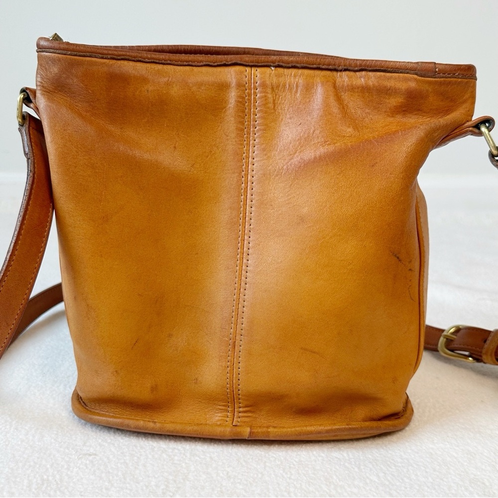 Flawed Coach Vintage Bleecker Leather Bucket Bag Small in Honey No. 4070 - Picture 9 of 16